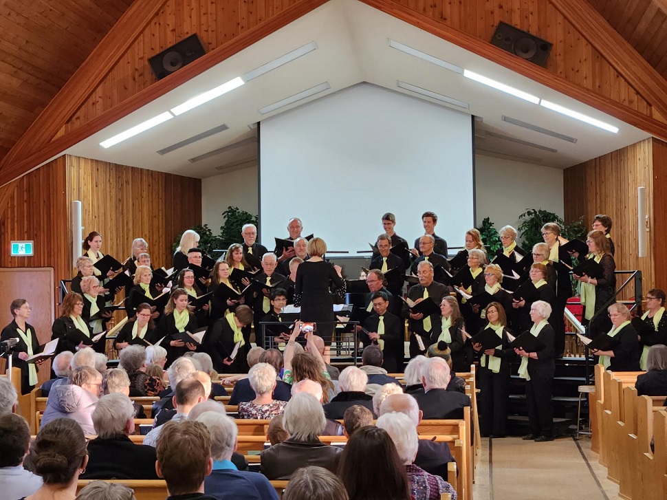 Oratorio Choir puts a crescendo on 50th season Local news, Weather